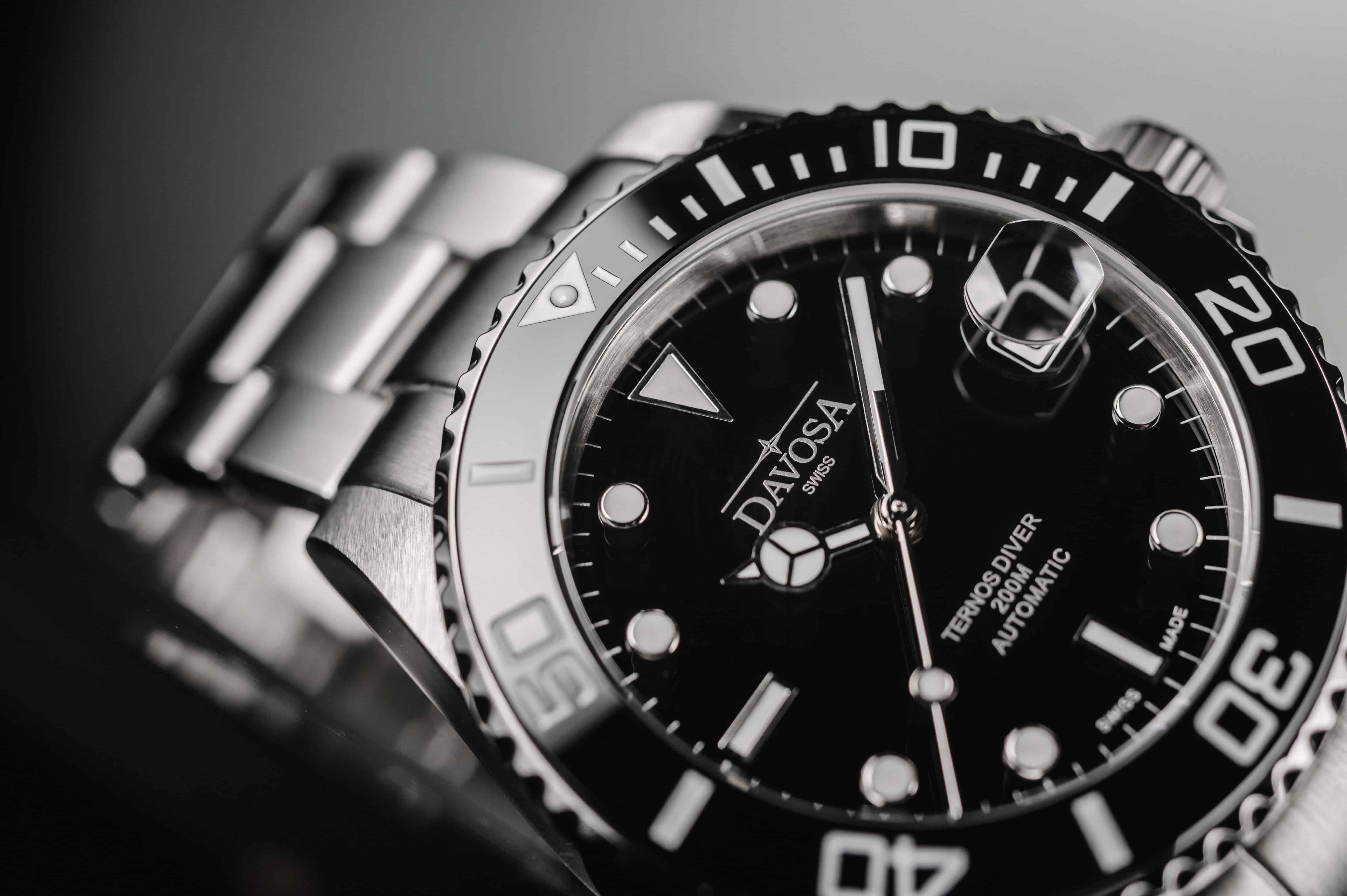 Ternos Medium Automatic Swiss-Made Black Men's Diver Watch 16619550 Diver Davosa USA Official Distributor. Prices are Final. Tax & duties included.