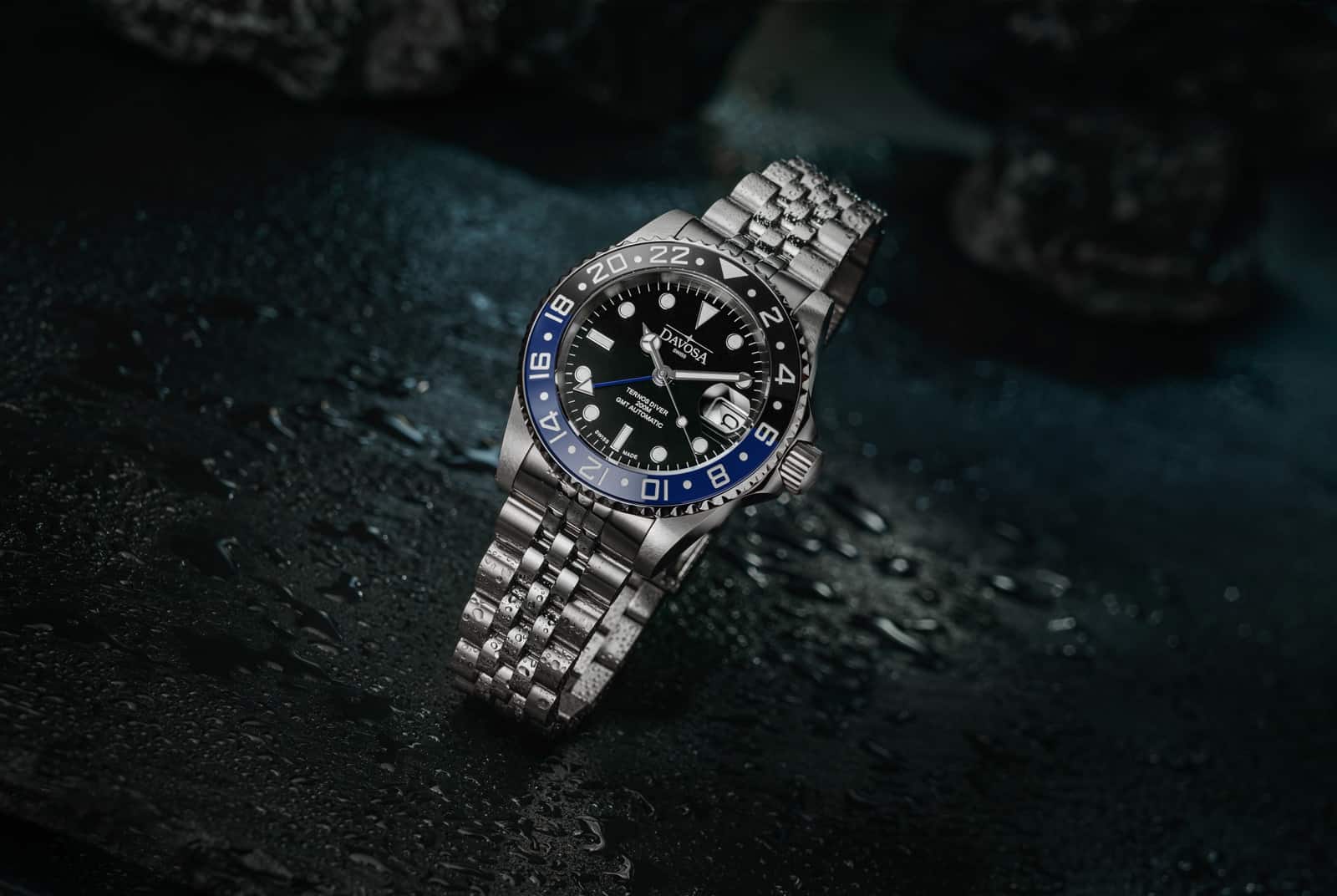 Ternos Ceramic Automatic GMT Swiss-Made Black Blue Diving Watch 16159004 GMT Davosa USA Official Distributor. Prices are Final. Tax & duties included.