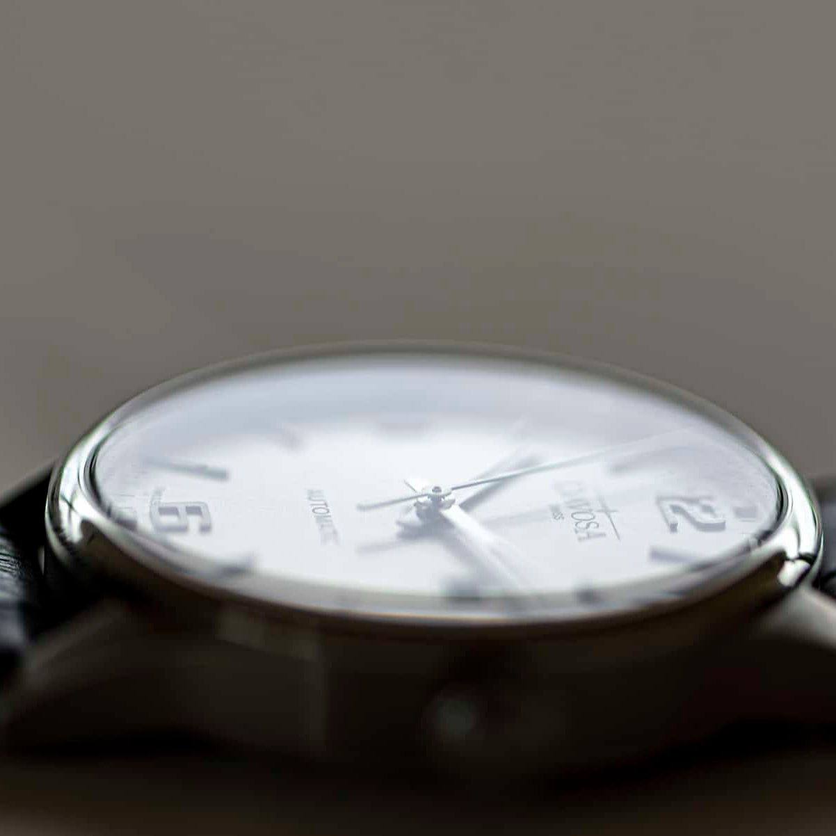 Gentleman Automatic 40mm White Black Executive Watch 16156614 Executive Davosa USA Official Distributor. Prices are Final. Tax & duties included.