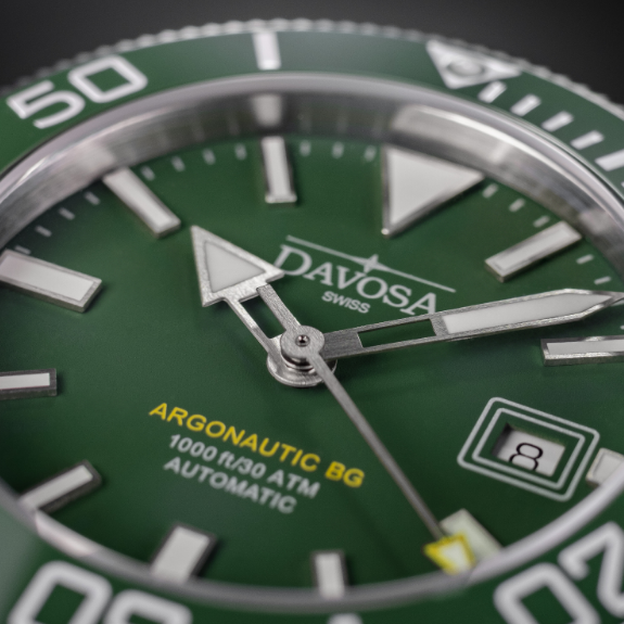Argonautic BG Automatic 300m Green Men's Diver Watch 16152877 Diver Davosa USA Official Distributor. Prices are Final. Tax & duties included.