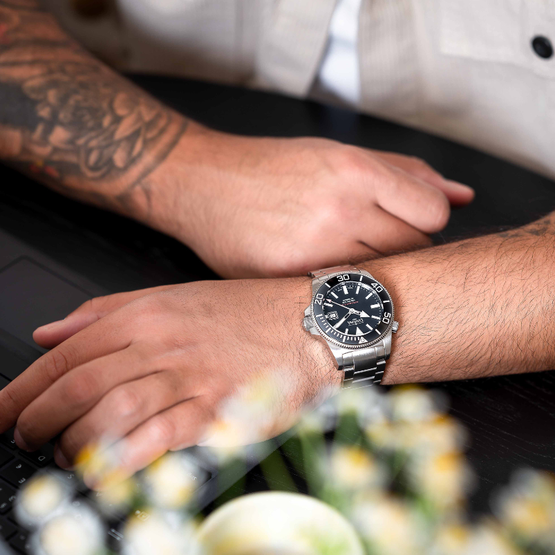 Argonautic BG Automatic 300m Black Men's Diver Watch 16152820 Diver Davosa USA Official Distributor. Prices are Final. Tax & duties included.