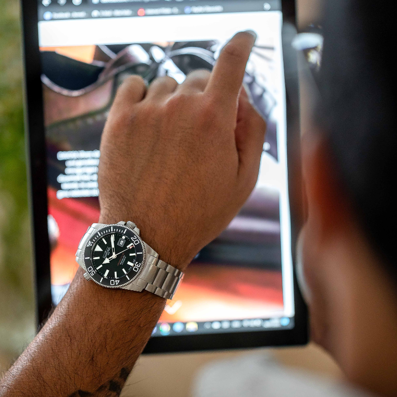 Argonautic BG Automatic 300m Black Men's Diver Watch 16152820 Diver Davosa USA Official Distributor. Prices are Final. Tax & duties included.