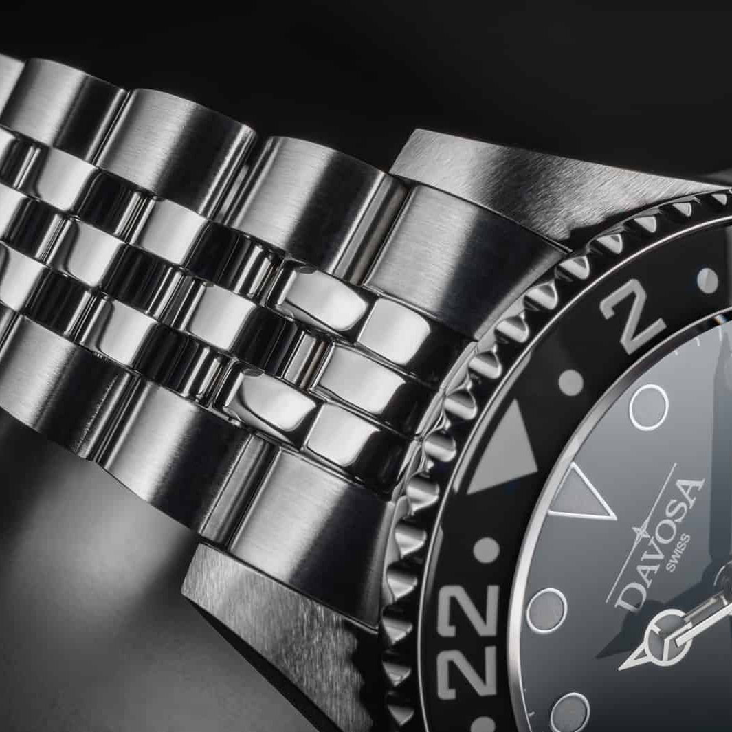 Ternos Ceramic Automatic GMT Black Red Diving Watch 16159009 Diver Davosa USA Official Distributor. Prices are Final. Tax & duties included.