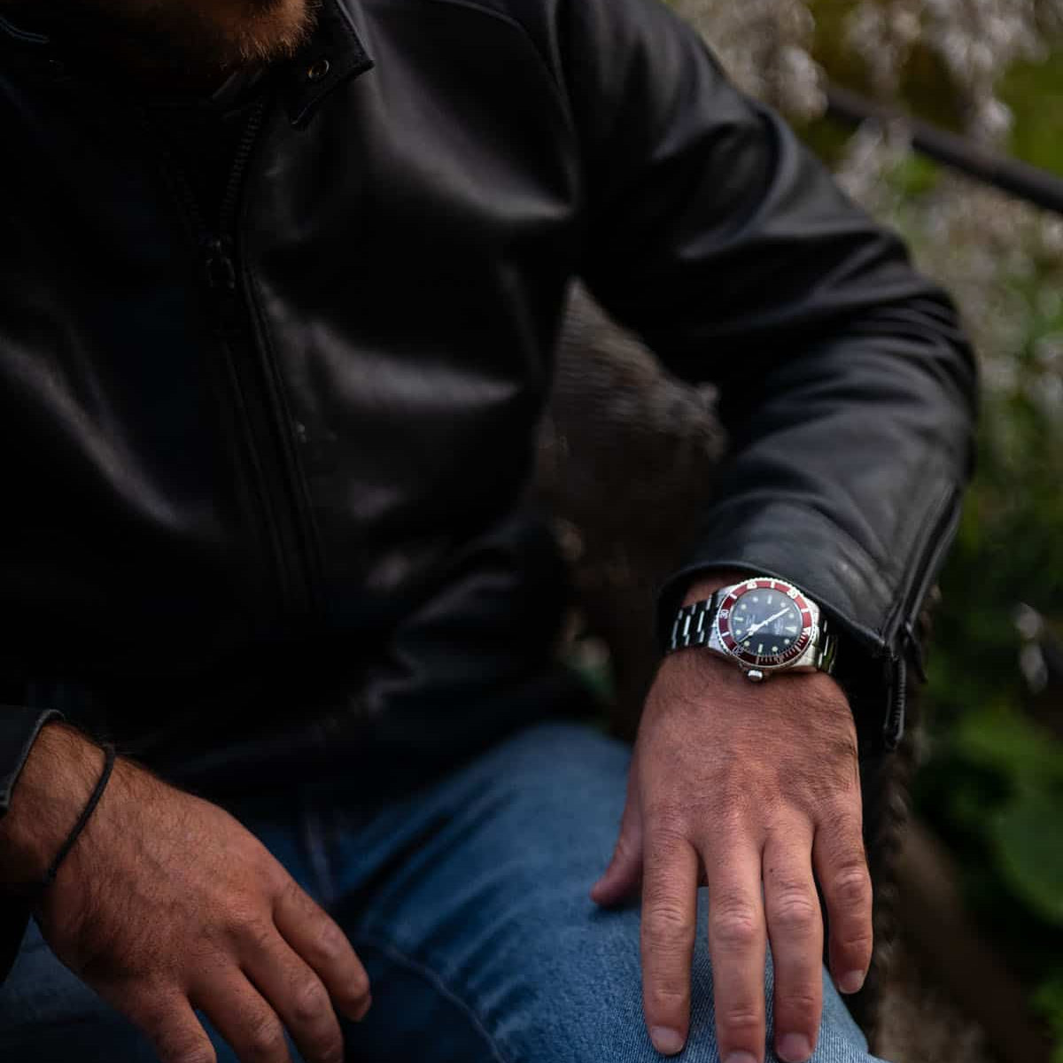 Ternos Sixties Automatic 100m Black Burgundy Diving Watch 16152560 Diver Davosa USA Official Distributor. Prices are Final. Tax & duties included.