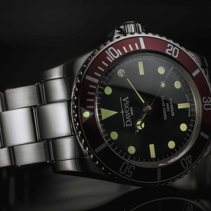 Ternos Sixties Automatic 100m Black Burgundy Diving Watch 16152560 Diver Davosa USA Official Distributor. Prices are Final. Tax & duties included.