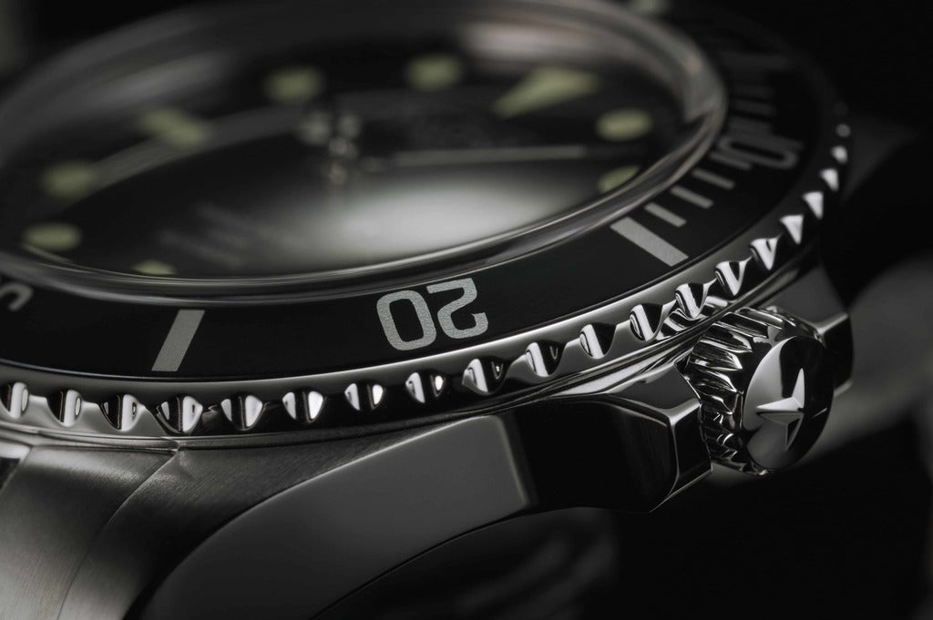 Ternos Sixties Automatic 100m Black Diving Watch 16152550 Diver Davosa USA Official Distributor. Prices are Final. Tax & duties included.
