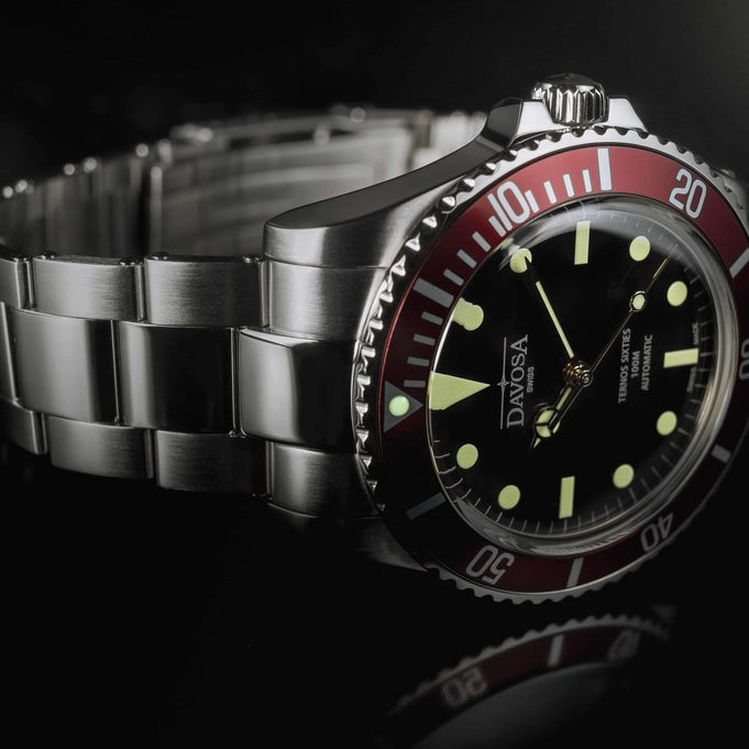 Ternos Sixties Automatic 100m Black Burgundy Diving Watch 16152560 Diver Davosa USA Official Distributor. Prices are Final. Tax & duties included.