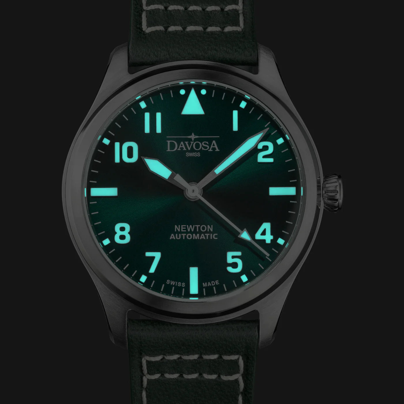 Newton Automatic 40mm Green Green Pilot Watch 16153075 Pilot Davosa USA Official Distributor. Prices are Final. Tax & duties included.   