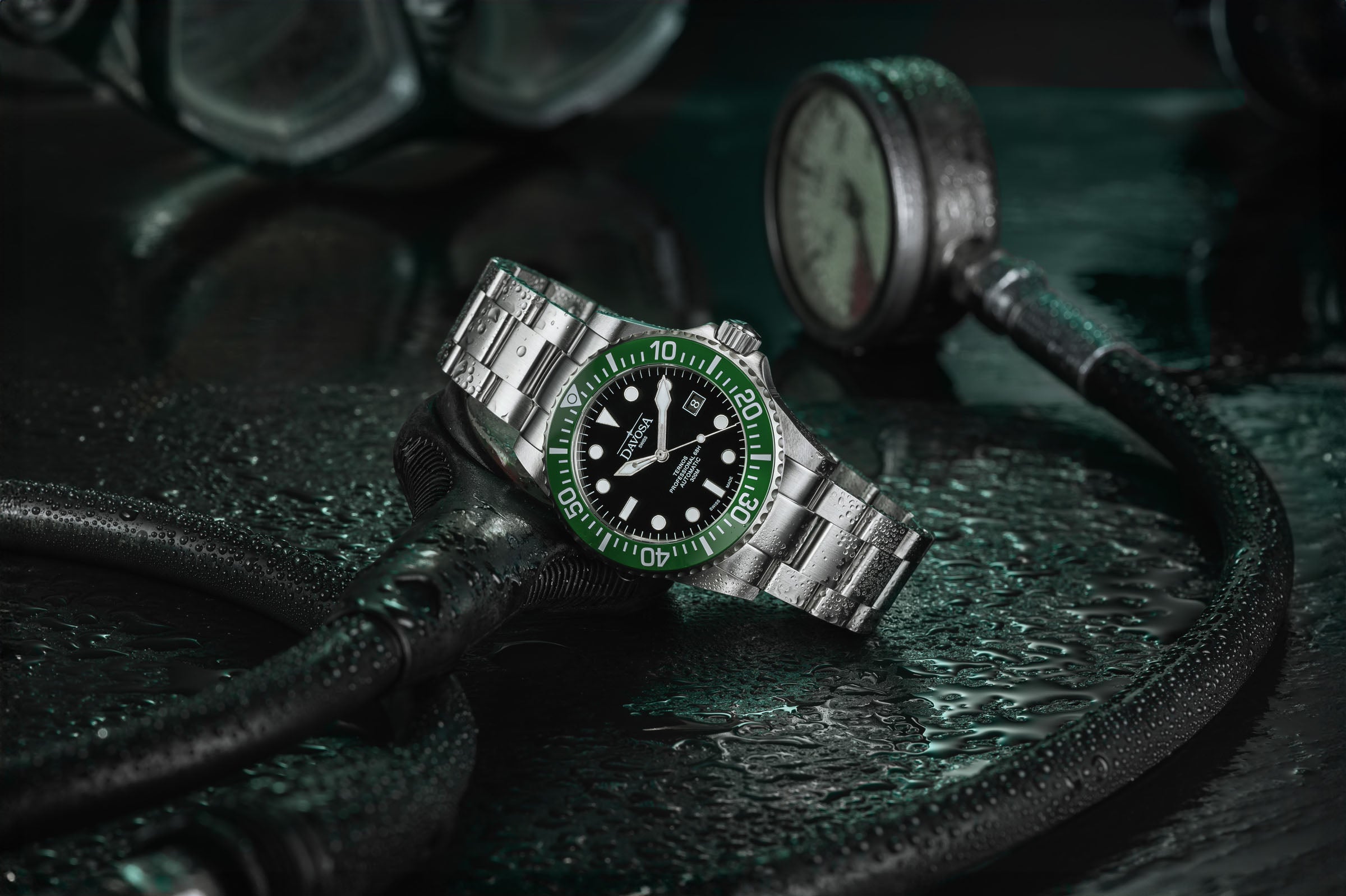 Ternos Professional 68h Automatic 300m Green Black Diving Watch 16153870 Diver Davosa USA Official Distributor. Prices are Final. Tax & duties included.