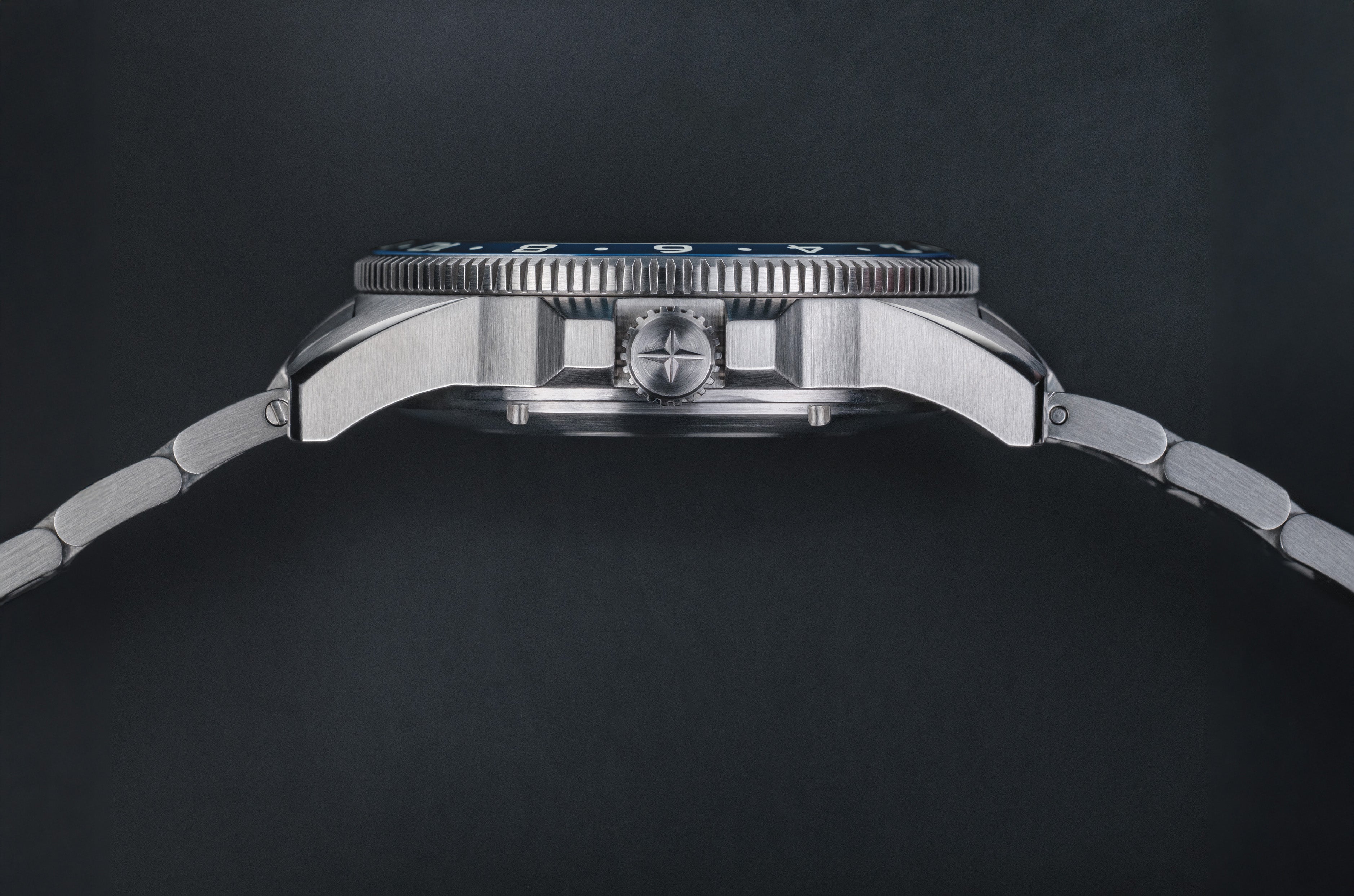 DAVOSA Argonautic World Traveller | Blue GMT Watch | 161.542.40