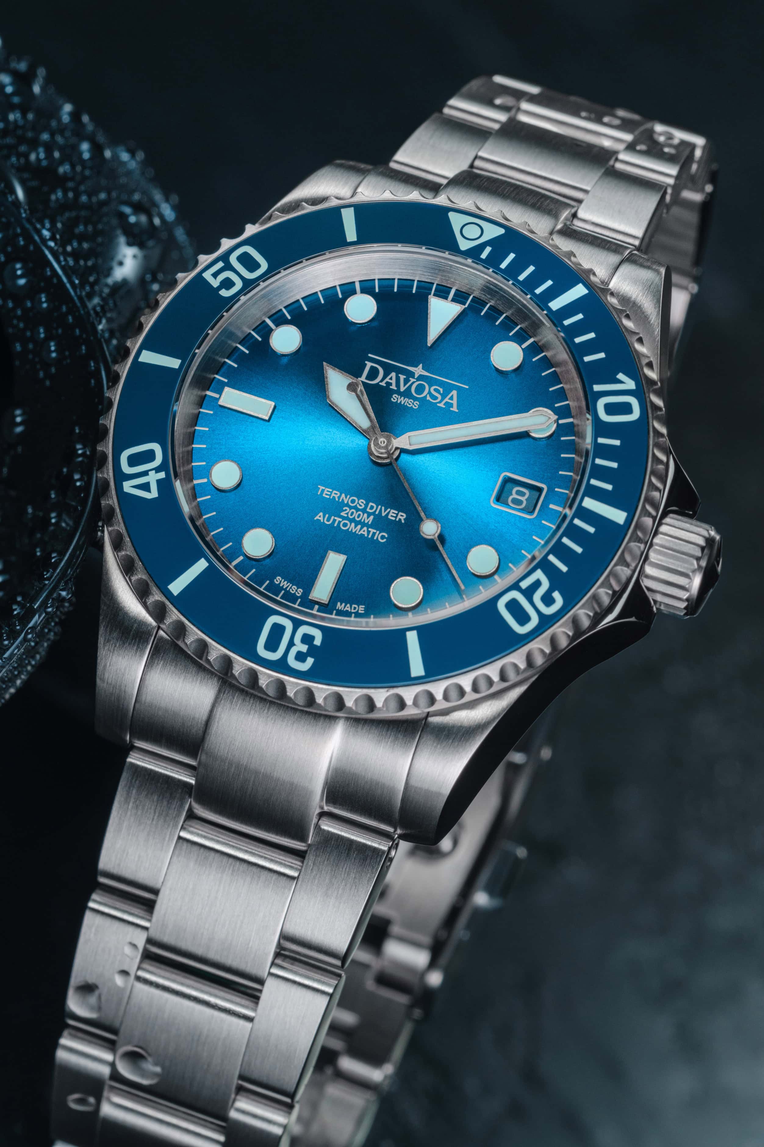 Ternos Diver "Blue Lagoon" Special Edition Automatic 40mm - Only 200 Pieces Worldwide - 161.554.40 with Trialink Watches Davosa USA Official Distributor. Prices are Final. Tax & duties included.