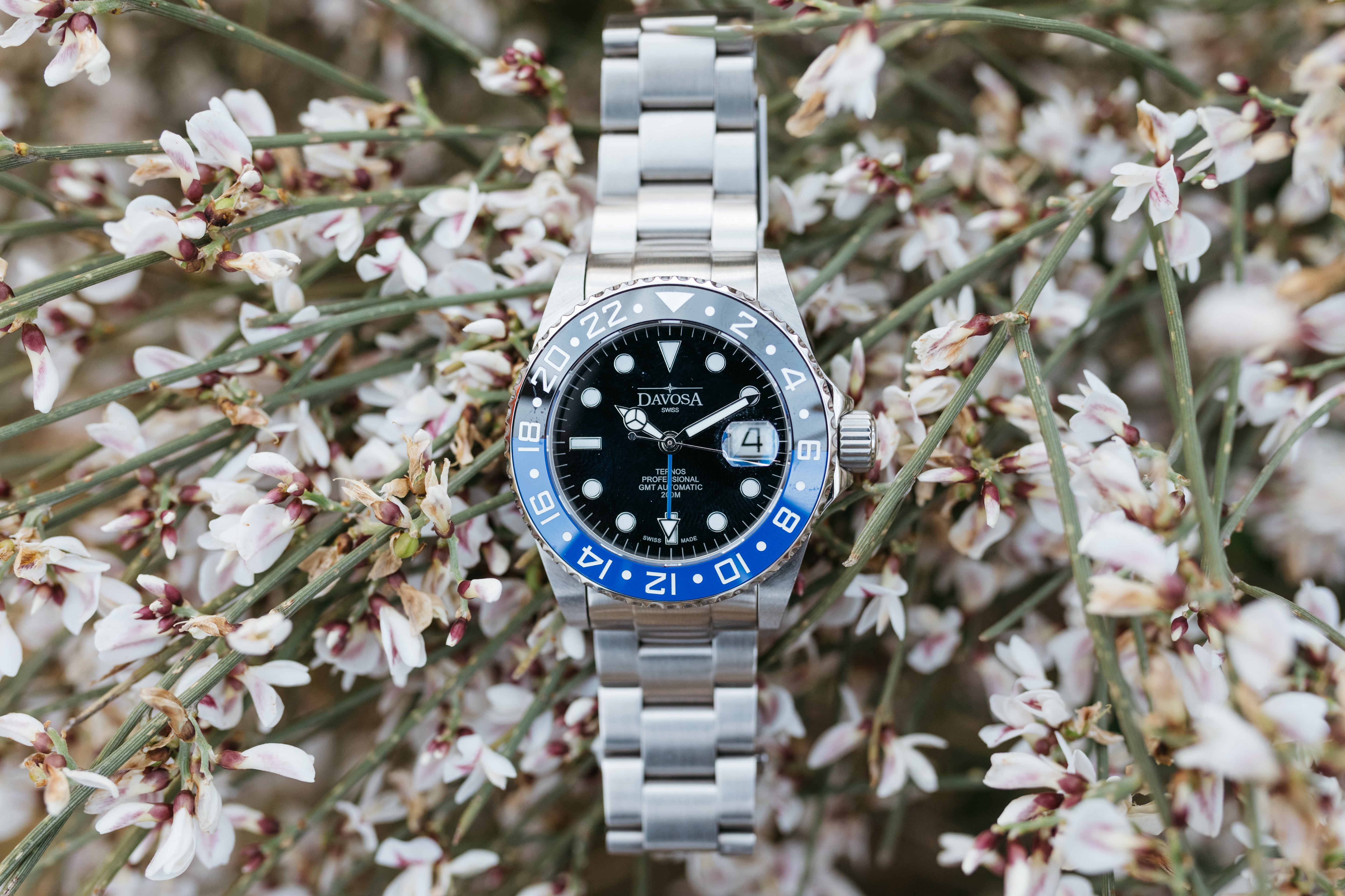 Ternos Professional Automatic 200m GMT Black Blue Diving Watch 16157145 GMT Davosa USA Official Distributor. Prices are Final. Tax & duties included.   