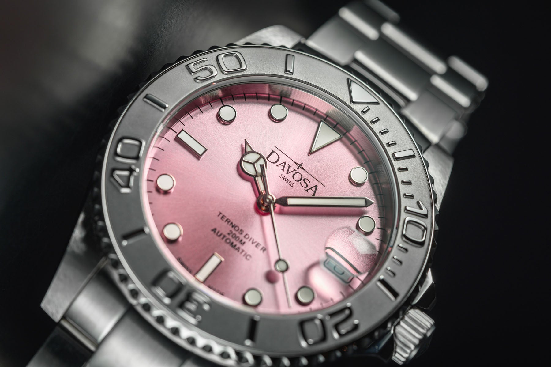 Ternos Medium Automatic Limited Edition California Pink Diver Watch 16619960 Diver Davosa USA Official Distributor. Prices are Final. Tax & duties included.   