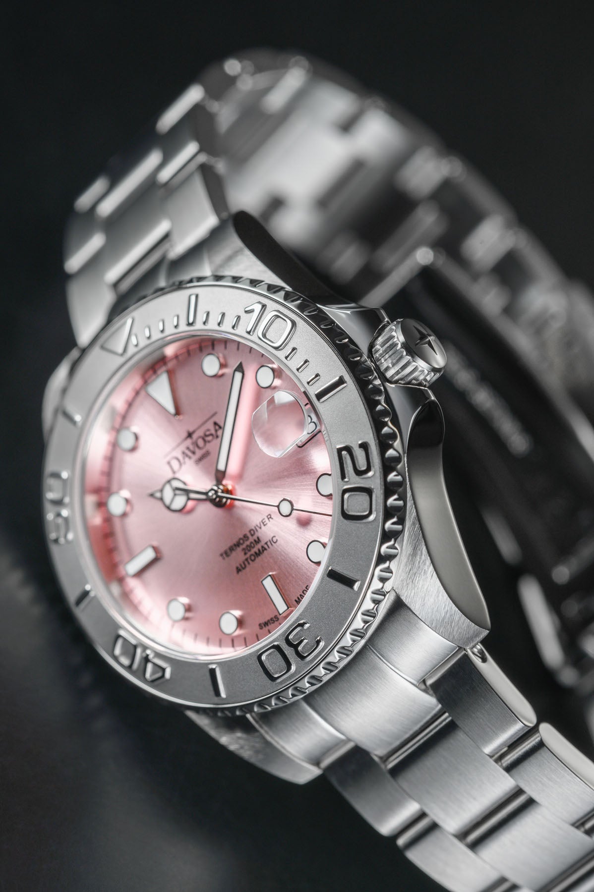 Ternos Medium Automatic Limited Edition California Pink Diver Watch 16619960 Diver Davosa USA Official Distributor. Prices are Final. Tax & duties included.   