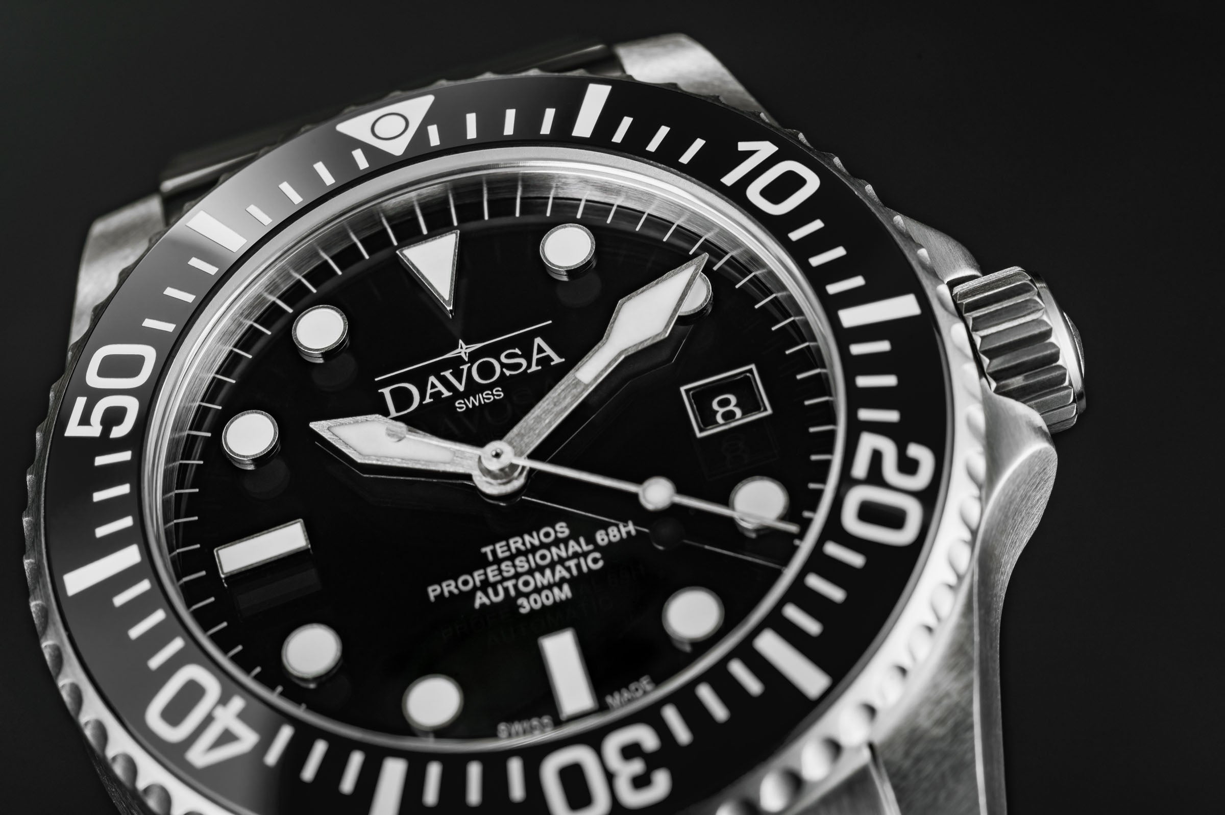 Ternos Professional 68h Automatic 300m Black Blue Green Diving Watch Collection Diver Davosa USA Official Distributor. Prices are Final. Tax & duties included.   