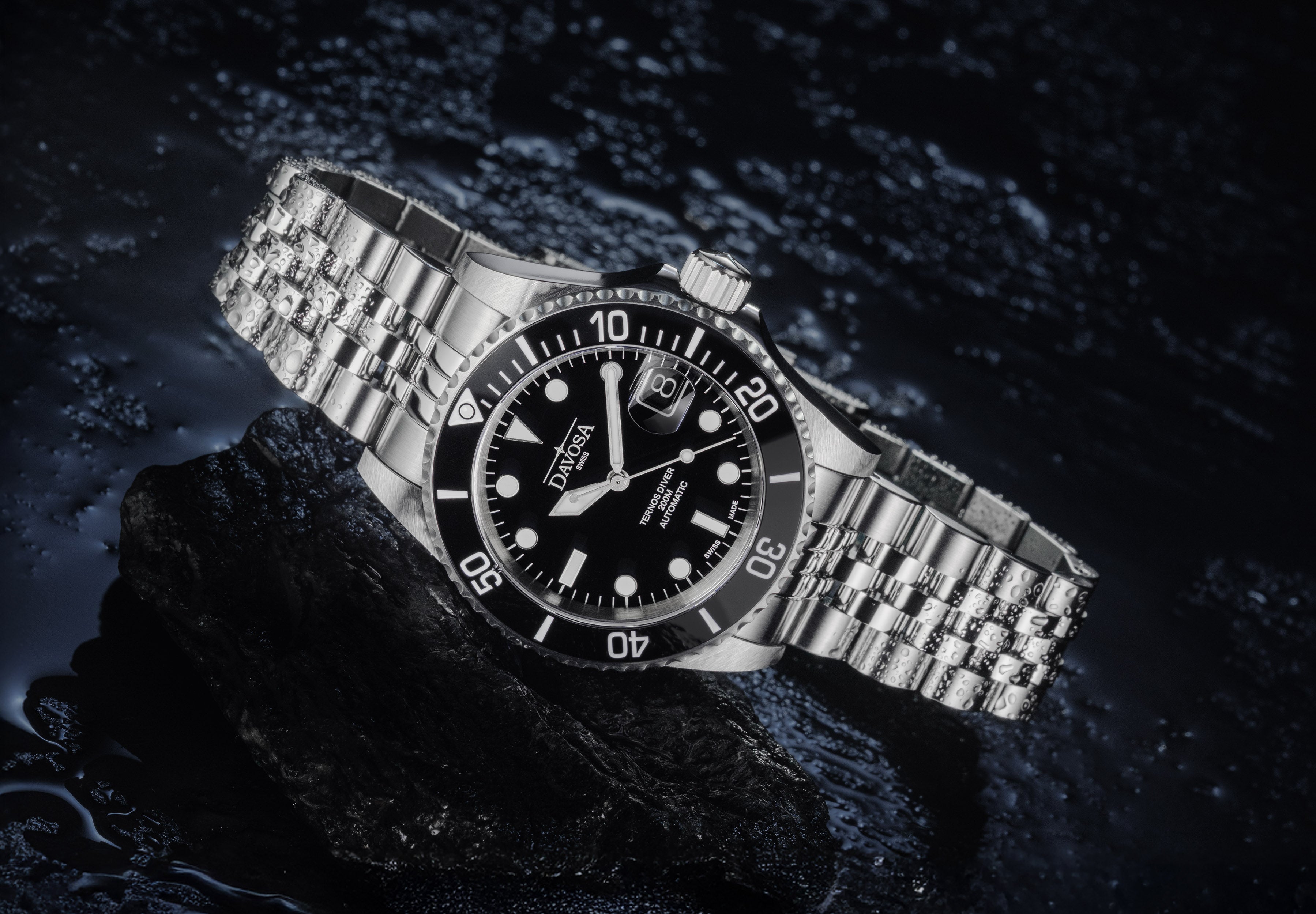 Ternos Ceramic Automatic 200m Swiss-Made Black Unisex Diver Watch 161.552.05 With Loupe with Pentalink Bracelet Diver Davosa USA Official Distributor. Prices are Final. Tax & duties included.