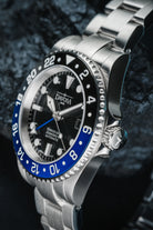 DAVOSA Ternos GMT 40mm Automatic - Swiss Made Dual Time Zone Diver’s Watch - Blue and Black with Loupe Ref. 161.564.40 GMT Davosa USA Official Distributor. Prices are Final. Tax & duties included.