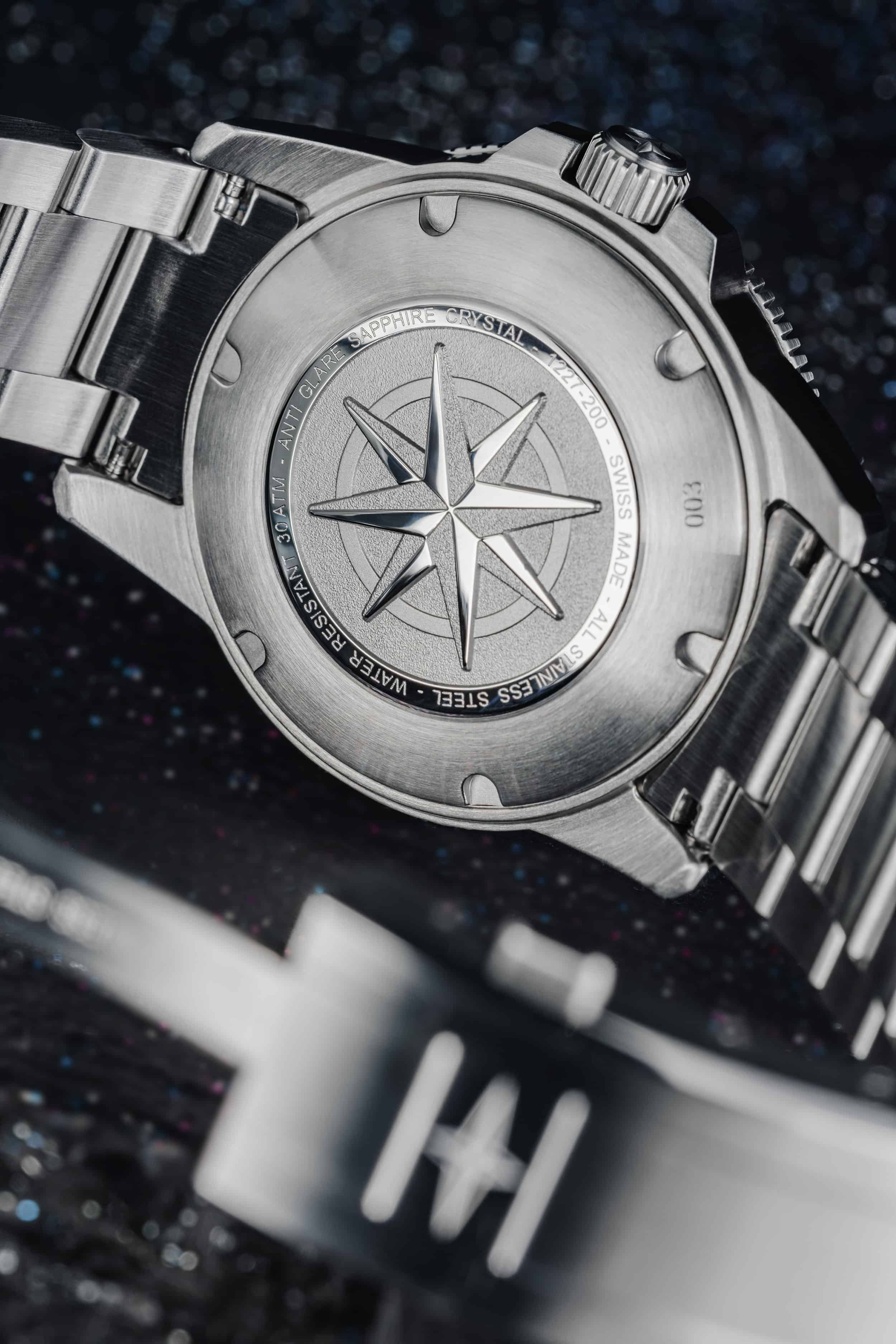 Davosa Argonautic Meteorite screw-down case back with DAVOSA compass rose relief, 30 ATM, Swiss made