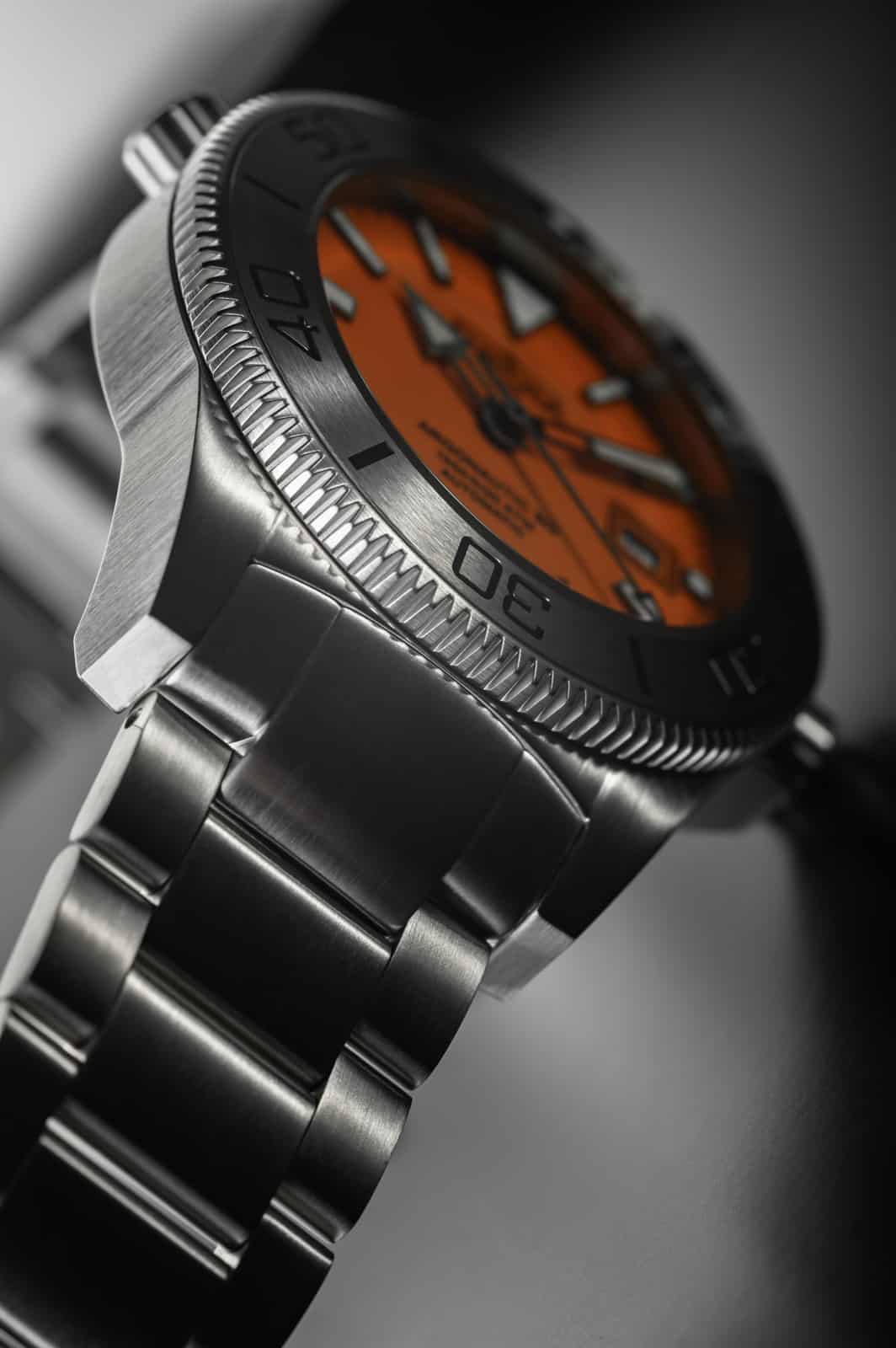 Argonautic Coral Automatic 300m Orange Men's Diver Watch 16152760 Limited Edition Diver Davosa USA Official Distributor. Prices are Final. Tax & duties included.   