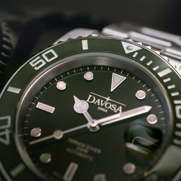 Ternos Ceramic Automatic 200m Green Diving Watch 16155507 Diver Davosa USA Official Distributor. Prices are Final. Tax & duties included.   