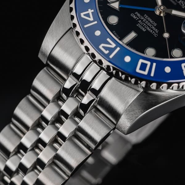 Ternos Professional Automatic 200m GMT Black Blue Diving Watch 16157104 GMT Davosa USA Official Distributor. Prices are Final. Tax & duties included.   